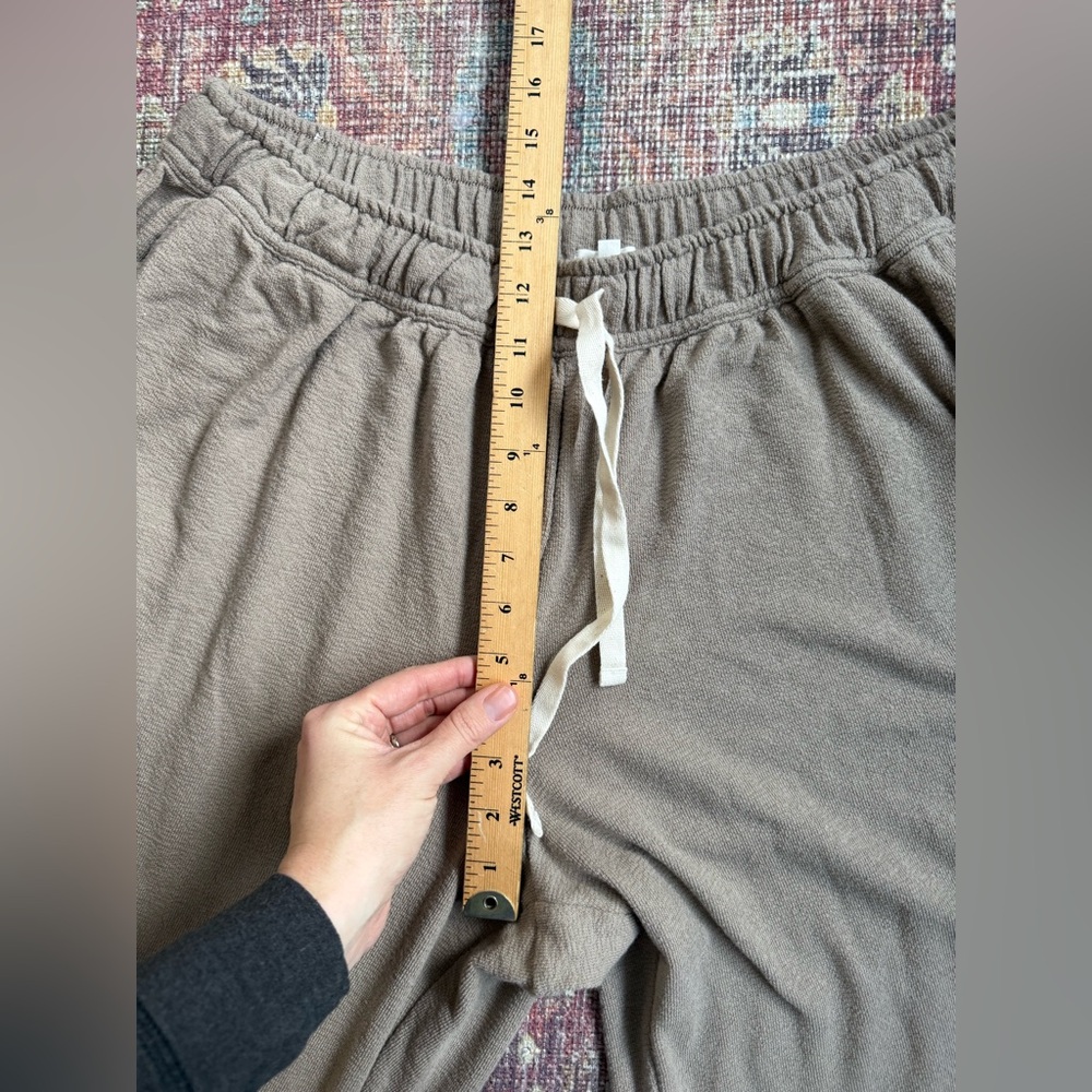 Aerie Large Wide leg Women's Tan Lounge Pants with pockets and drawstring - Picture 3 of 12